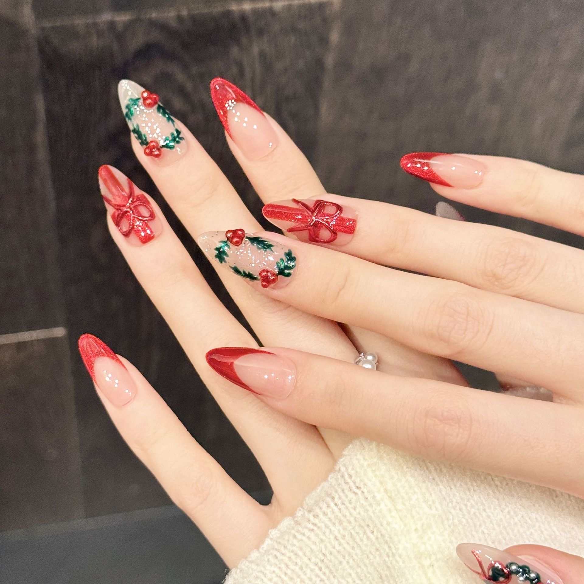 10 Adet Noel Kırmızı Nude Orta - Nail Art Press On incelemesi ve fiyatı