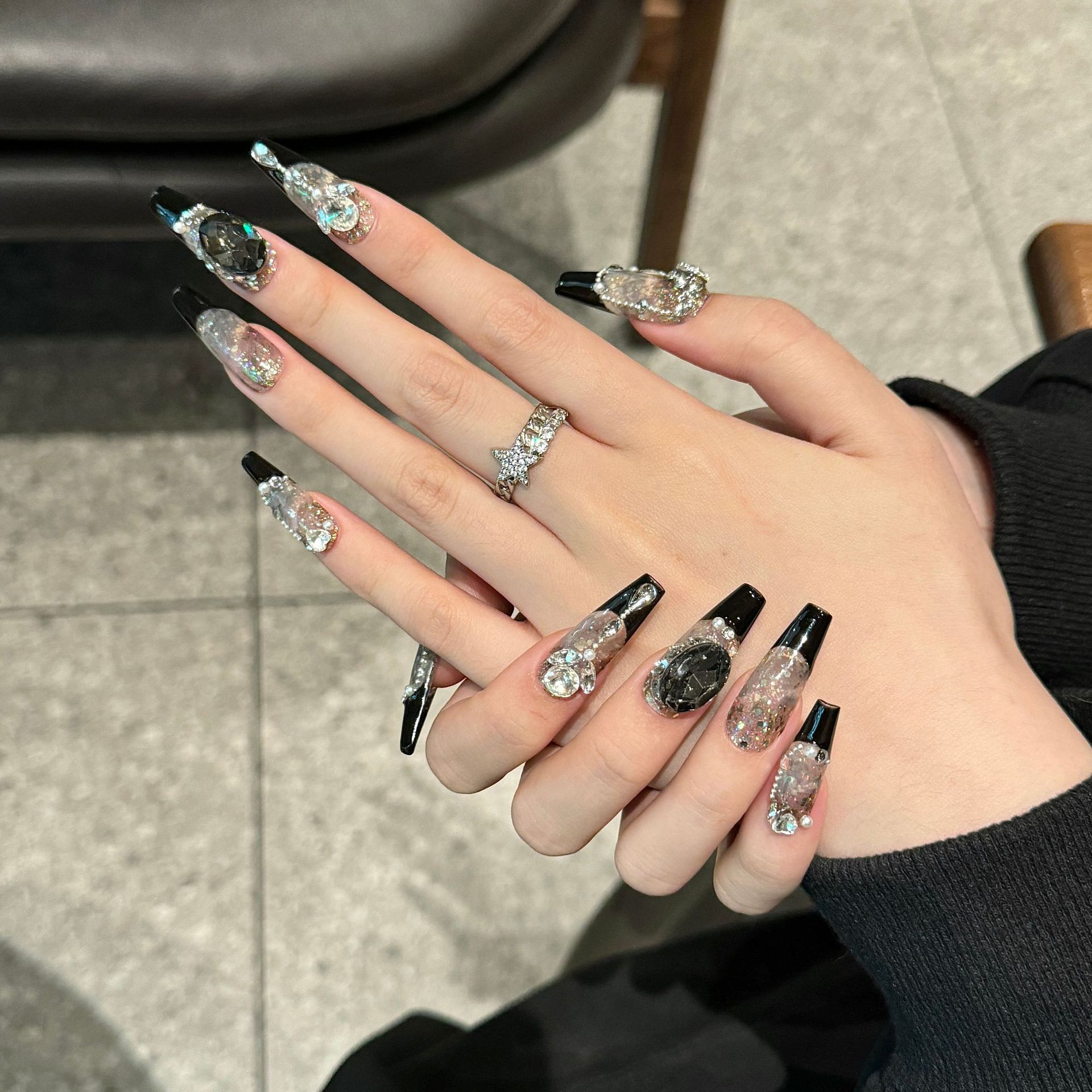 10 adet siyah fransız tarzı tı - Nail Art Press On incelemesi ve fiyatı